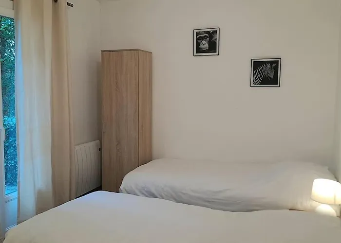 Dans Les Bois En Normandie *